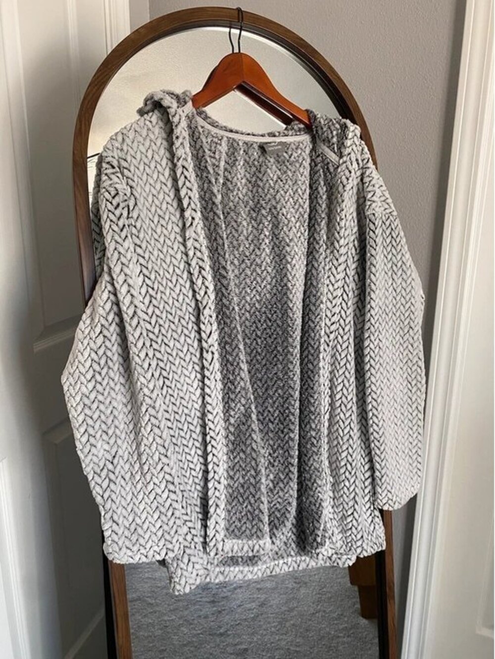 Daisy Fuentes Super Soft and Cozy Sweater